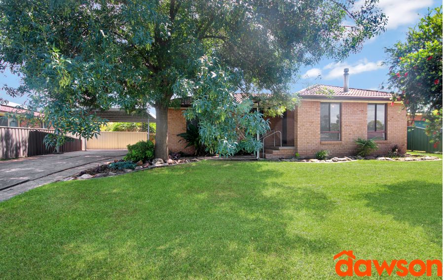 3 BEDROOM BRICK VENEER PROPERTY IN QUIET LOCATION