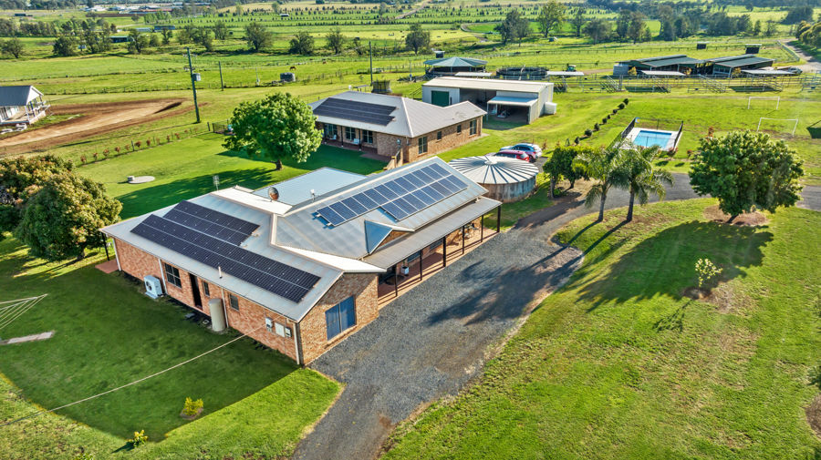 A RARE LIFESTYLE OPPORTUNITY ON THE OUTSKIRTS OF SCONE WITH INFRASTRUCTURE AND WATER