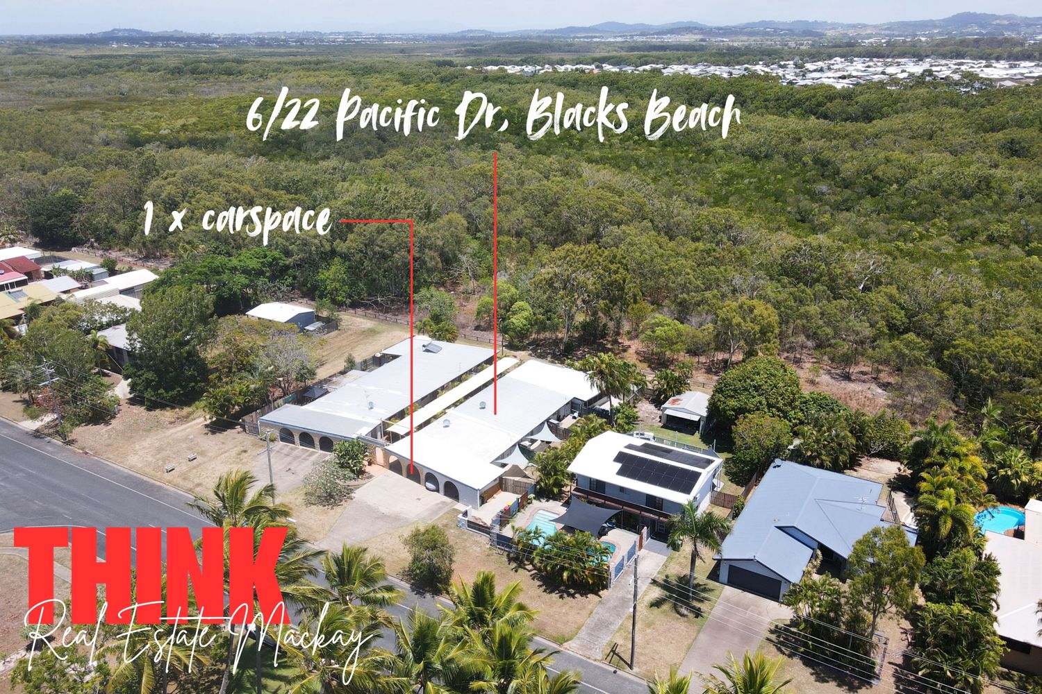 2 BEDROOM UNIT WITH CARSPACE - 2 MINUTE WALK TO BLACKS BEACH