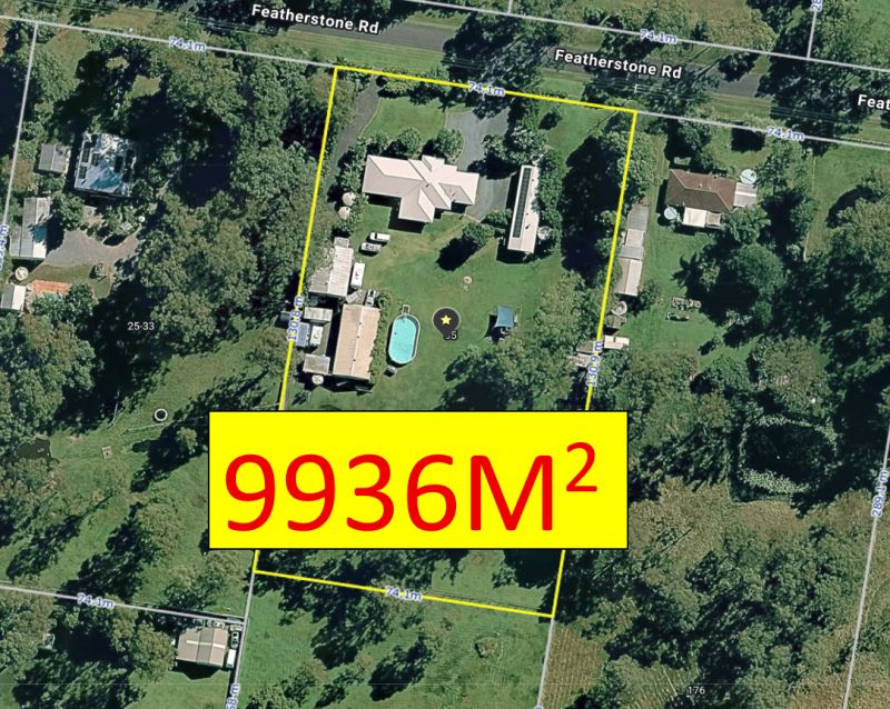 RESORT STYLE BEAUTIFUL LARGE LOT POOL HOUSE