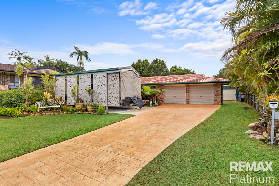 MODERN & FULLY RENOVATED HOME