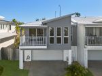 MOVE-IN READY LIVING IN THE HEART OF SPRINGFIELD LAKES