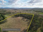 ELEVATED COUNTRY ACREAGE WITH A BEAUTIFUL CREEK