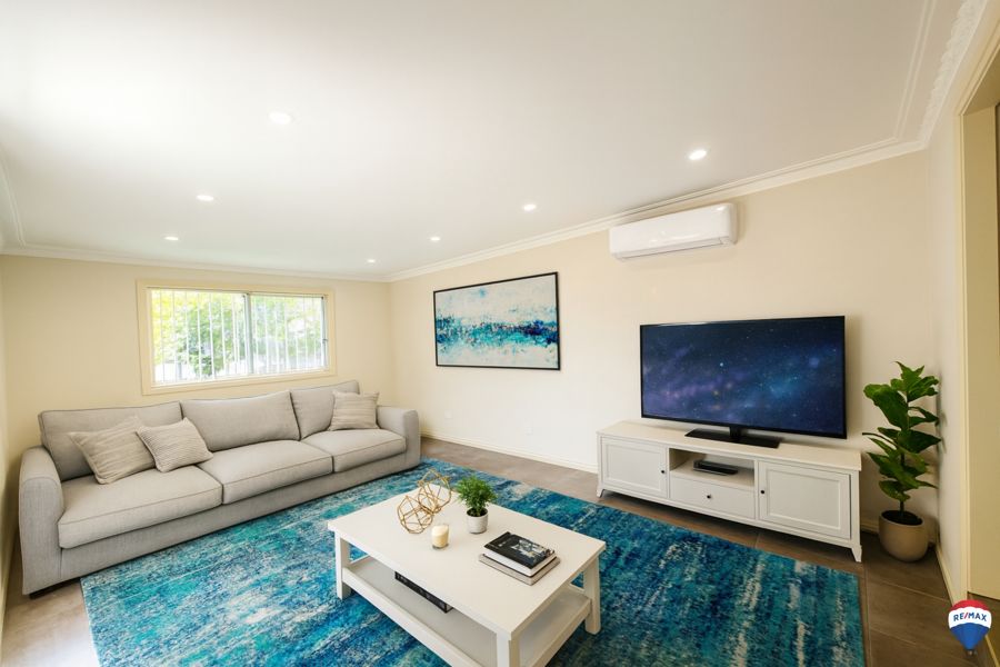 **SPACIOUS HOME WITH GRANNY FLAT & EXCEPTIONAL CAR ACCOMMODATION