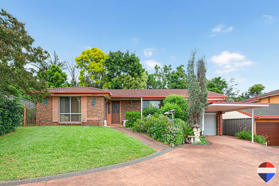 **FREESTANDING HOME WITH BLUE MOUNTAINS VIEWS, NO STRATA
