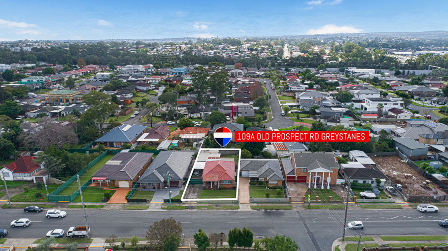AUCTION | FIRST TIME OFFERED - A CHERISHED FAMILY HOME WITH ENDLESS POTENTIAL