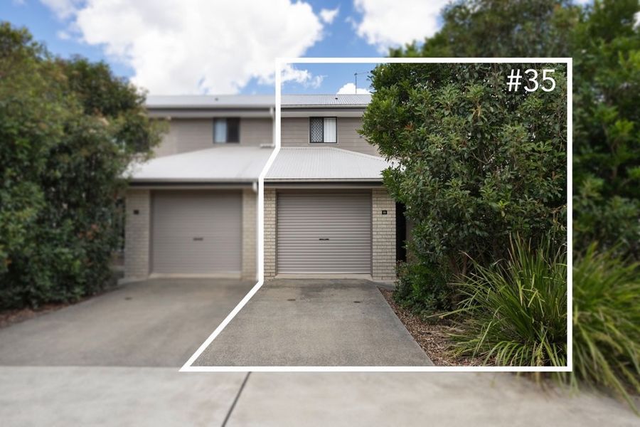 MODERN TOWNHOUSE LIVING WITH CONVENIENCE AT YOUR DOORSTEP!