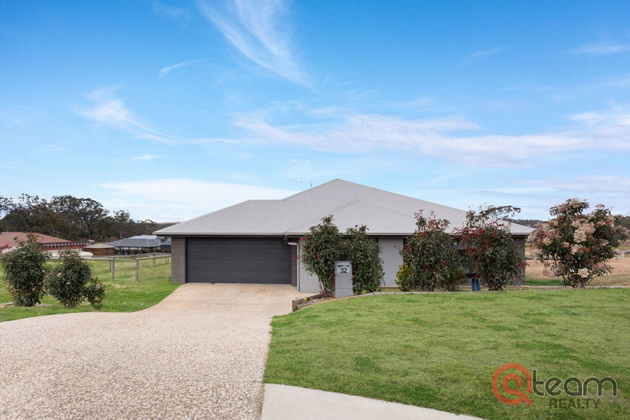 SPACE TO BREATHE, ROOM TO GROW, A LIFESTYLE YOU'LL NEVER WANT TO LEAVE!
