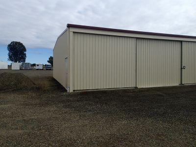 SHED C 126M2 SHED LONG TERM LEASE $200PW HEADER WORLD AVE COROWA
