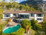 TRANQUIL RETREAT WITH STUNNING RIVER VIEWS