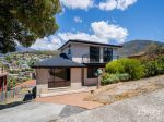 SPACIOUS FAMILY HOME IN GLENORCHY