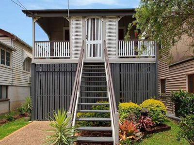 Property in Greenslopes - Rooms from $180 Weekly