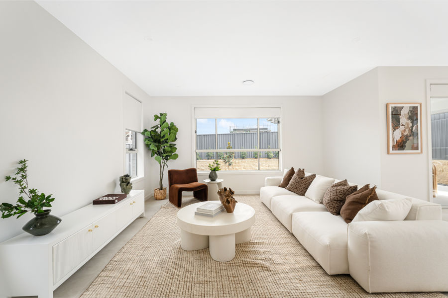 CONTEMPORARY FAMILY LIVING IN THE HEART OF CURRANS HILL