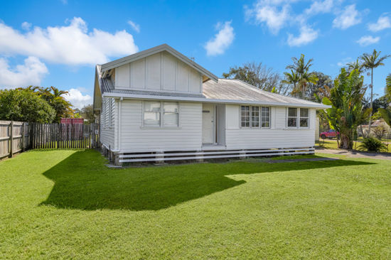 RENOVATOR - CLASSIC 1940S QUEENSLANDER BUNGALOW ON 1309SQM LEVEL BLOCK