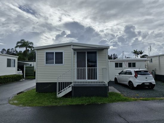 SUIT RETIREES AND QUIET LIVING PEOPLE - FURNISHED