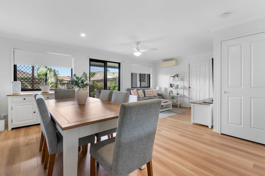 EFFORTLESS LIVING IN SMALL GATED COMPLEX, ULTRA CONVENIENT LOCALE