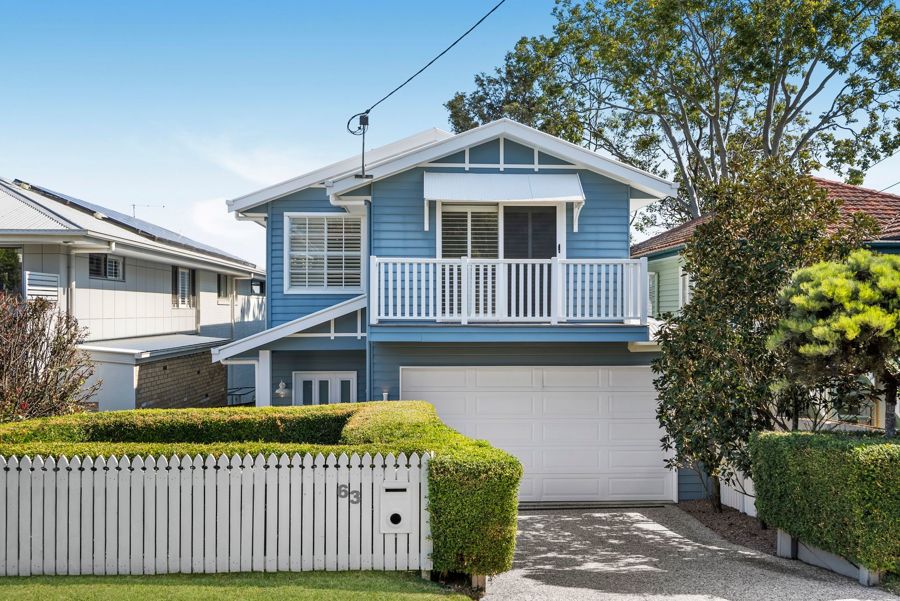 ULTIMATE FAMILY HOME | DESIGNED FOR ENTERTAINING & EFFORTLESS FAMILY LIVING