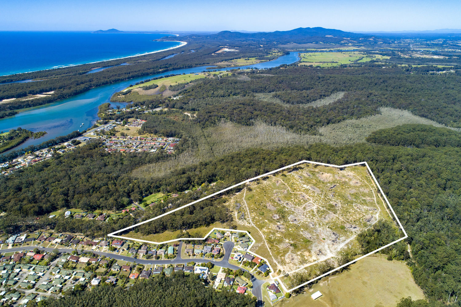 LOOKING FOR THAT SPECIAL BLOCK IN NAMBUCCA HEADS?