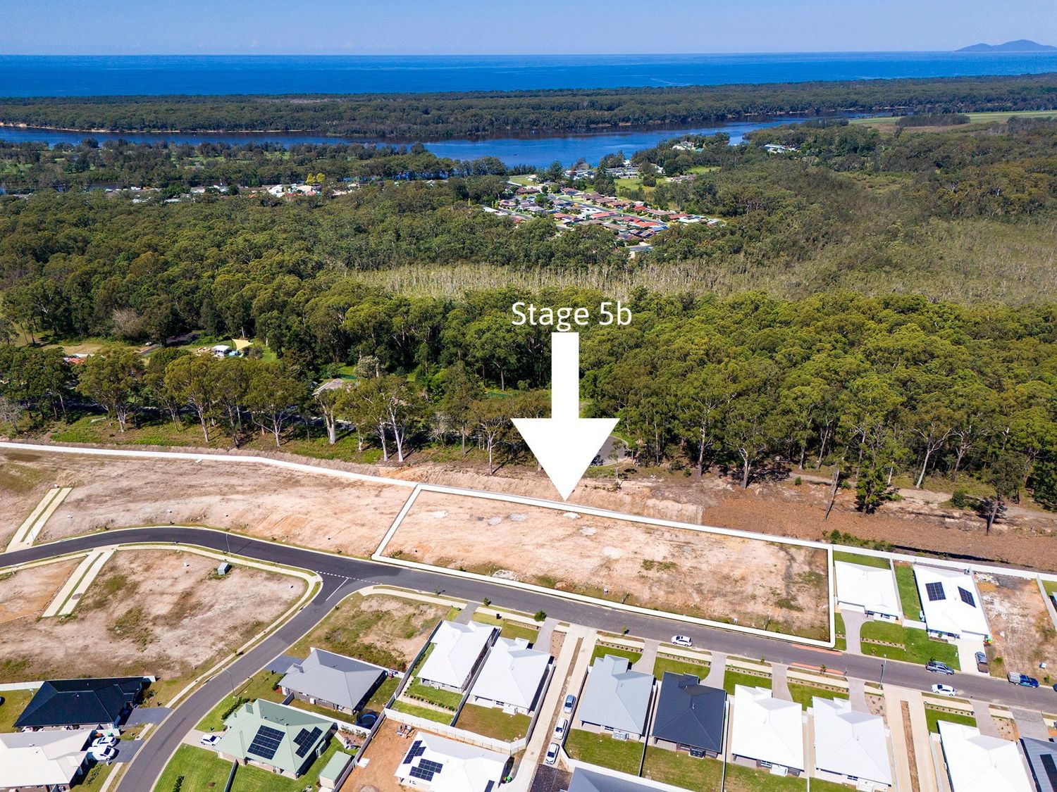 THE BEST OF BOTH WORLDS - RURAL LIVING CLOSE TO THE COAST