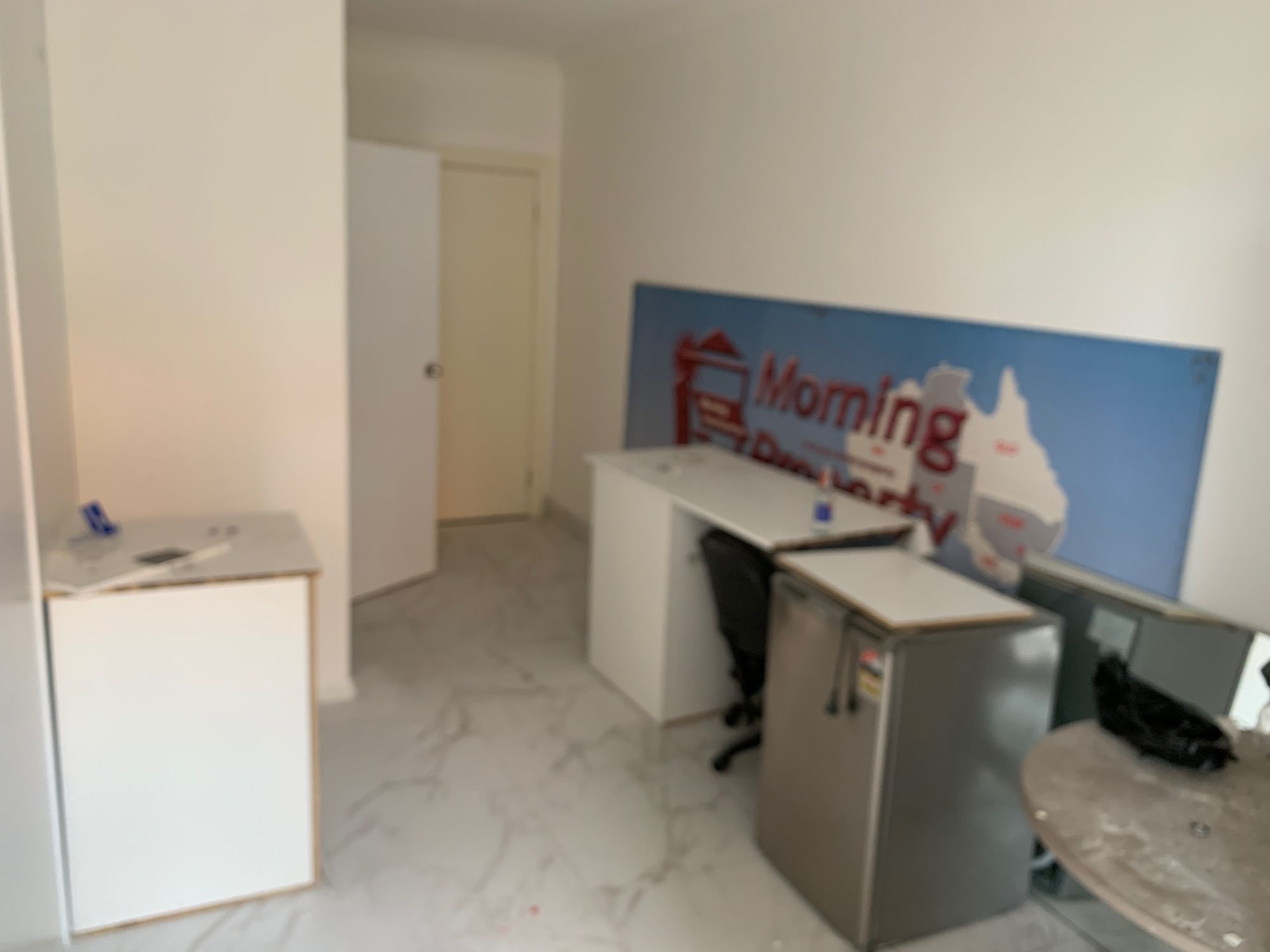 STUDIO/OFFICE AT MERRYLANDS !