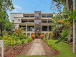 LUXURY TROPICAL RETREAT IN PALM COVE!