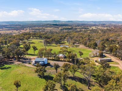 LARGE SCALE RURAL HOLDING IN THE POPULAR MURRUMBATEMAN TO CANBERRA CORRIDOR.