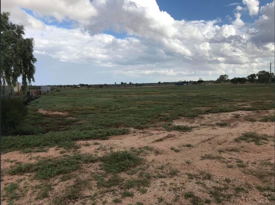 WOW ! LAND .... 4047M2 ( 1 ACRE )  VACANT PARCEL OF LAND IN MUTTABURRA