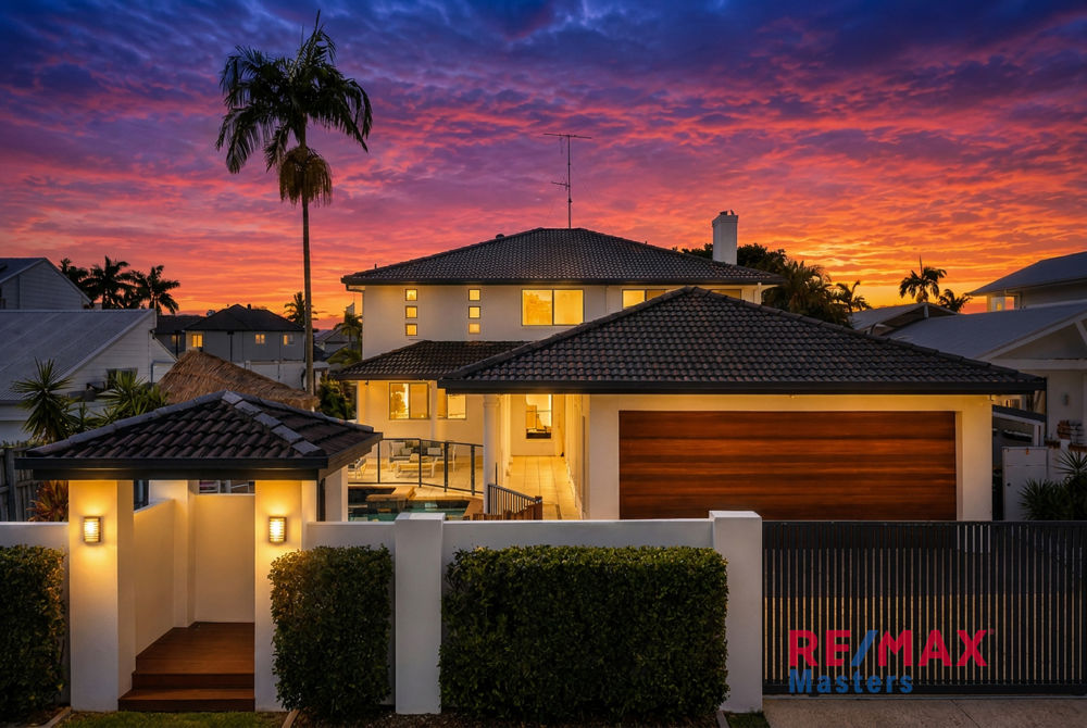 WATERFRONT LUXURY WITHOUT COMPROMISE - EAST-FACING MAIN RIVER ACCESS, PRIVATE BOAT RAMP & GOLD COAST SKYLINE VIEWS