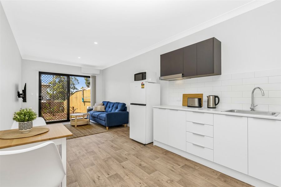 NEAR NEW STUDIO UNIT