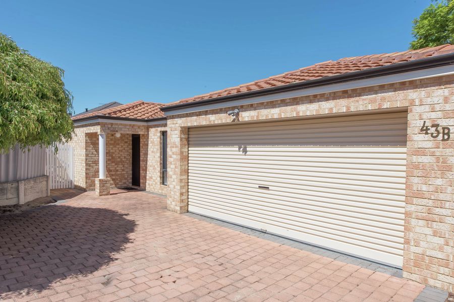 AWESOME DUPLEX AT A VILLA PRICE