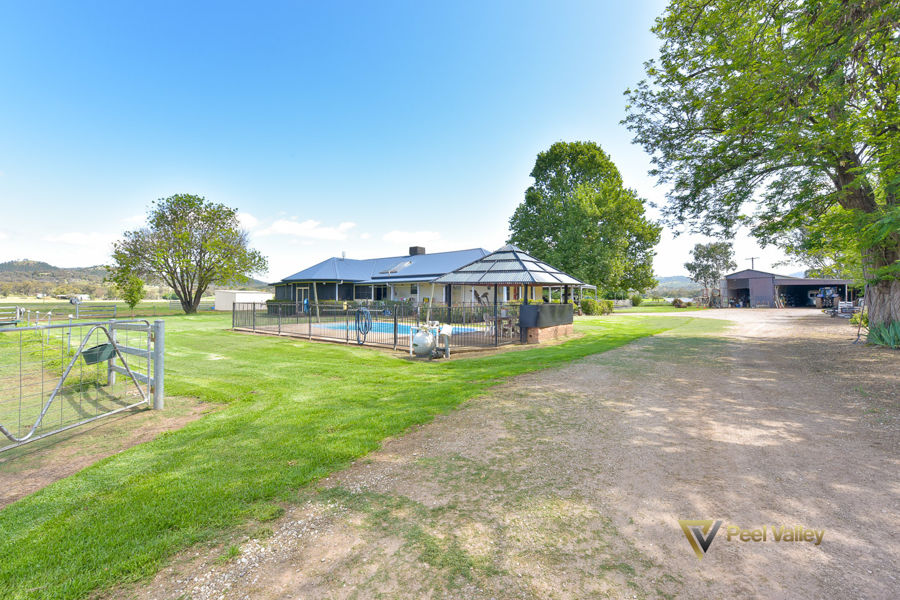 EXQUISITE, PRODUCTIVE LIFESTYLE ACREAGE!!
