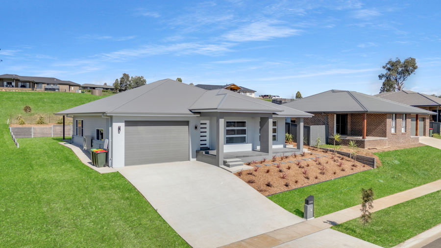 READY TO MOVE IN - ACT NOW, WHY BUILD??