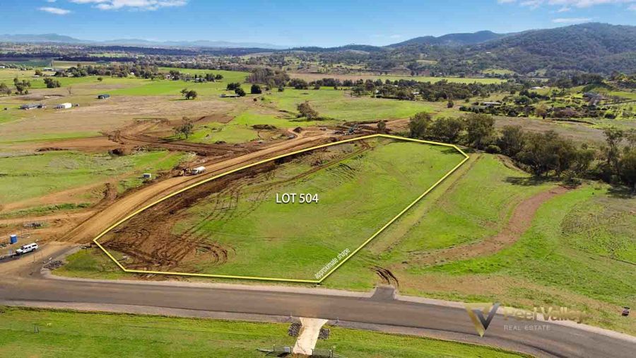 ELEVATED 2 HECTARE LIFESTYLE BLOCK WITH PANORAMIC VIEWS!!