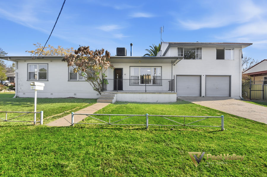 SPACIOUS FAMILY LIVING IN A CONVENIENT LOCATION
