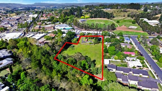 33-37 Kirkham Strett, Moss Vale, NSW 2577