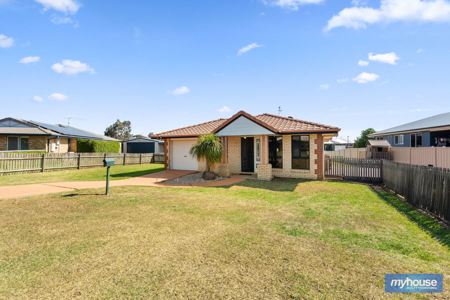 AFFORDABLE FAMILY LIVING OR SOLID INVESTMENT IN THE HEART OF WESTBROOK!