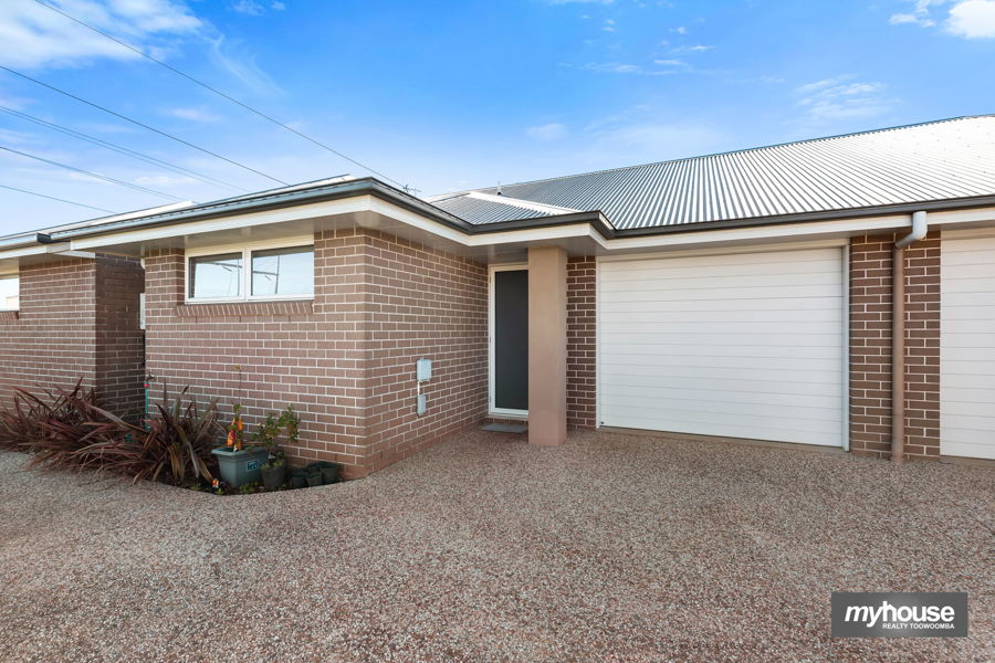 AFFORDABLE CONTEMPORARY LIVING  IN HIGHLY SOUGHT-AFTER LOCATION!