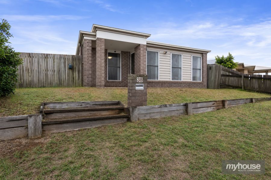 ELEVATED POSITION, MODERN COMFORT & A LOCATION YOU'LL LOVE