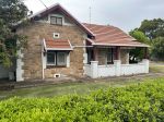 CHARMING BLUESTONE HOME