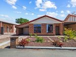 CONVENIENCE & CHARM IN THE HEART OF MOONTA