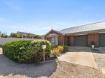 CHARMING COASTAL RETREAT IN SOUGHT-AFTER MOONTA BAY