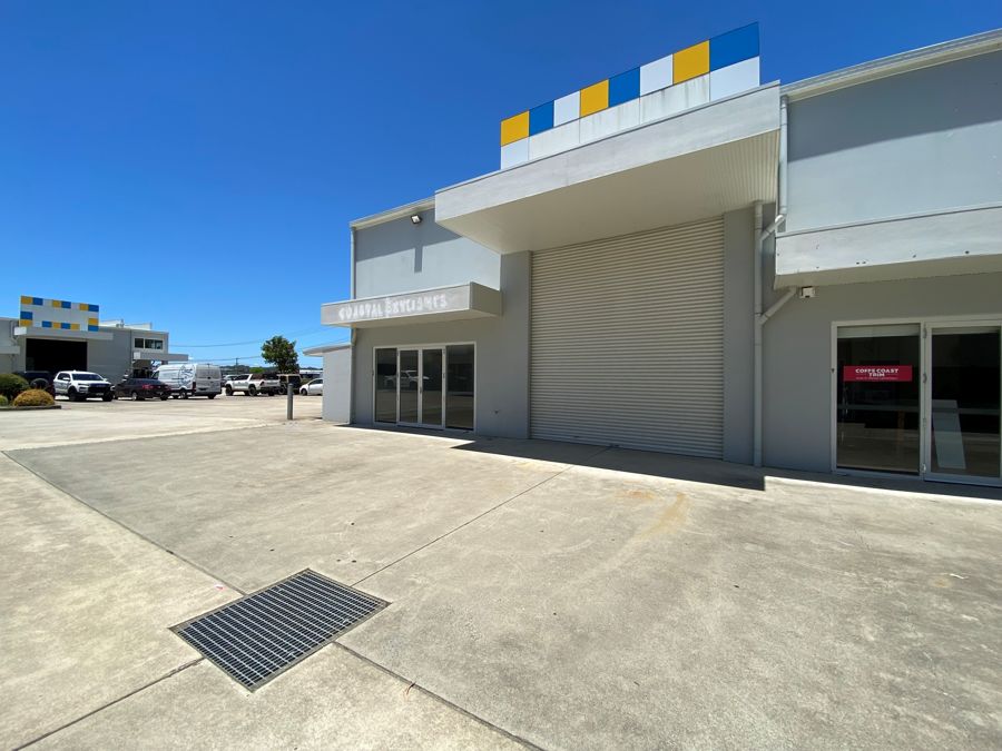 TENANTED INVESTMENT IN HIGH-DEMAND LOCATION!