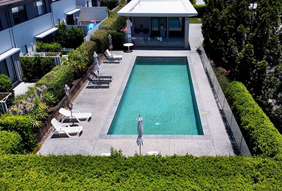 CENTRAL GOLD COAST QUALITY LIFESTYLE!!