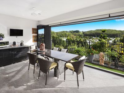 ELEVATED WITH VIEWS  THE BEST OF HALCYON LAKESIDE!