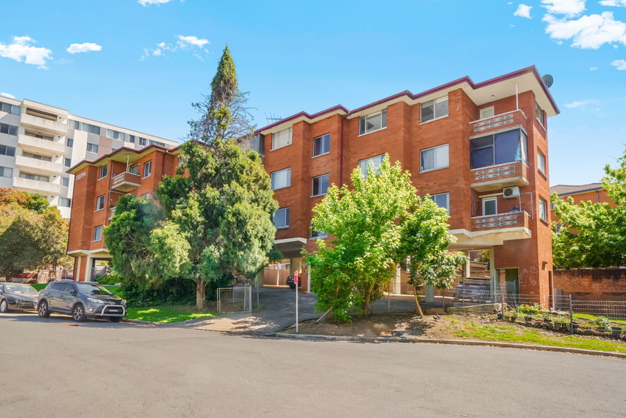 CURRENTLY TENANTED FOR $400 PER WEEK