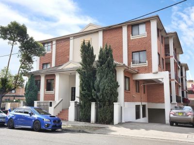 WALK TO ALL AMENITIES