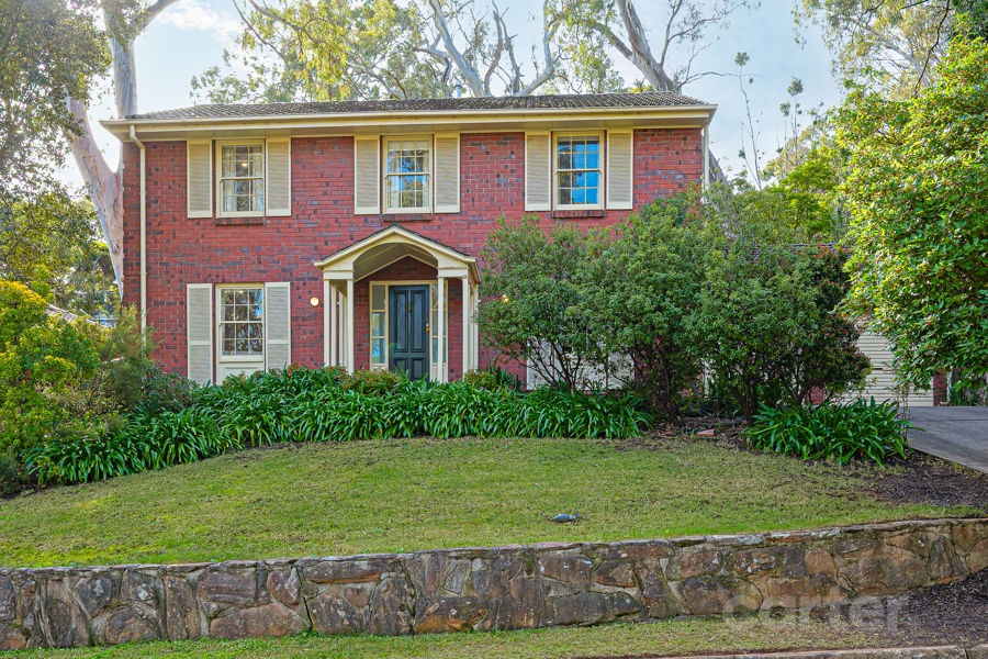 CLASSIC STONYFELL CHARM, FRAMED BY NATURE