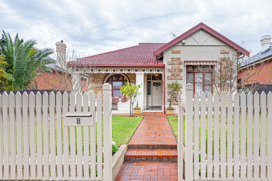 A FOREVER HOME WITH ENDLESS POSSIBILITIES.