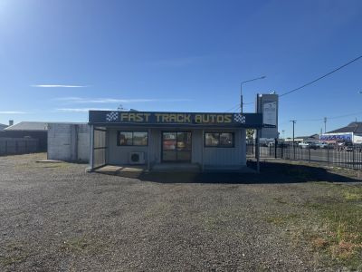 CORNER SITE - PROFILE & POSITION