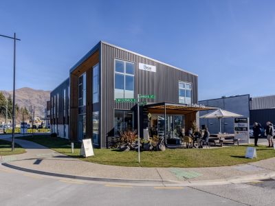 HIGH PROFILE COMMERCIAL INVESTMENT